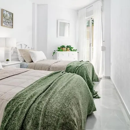 Peaceful Townhouse In Costabella Apartment