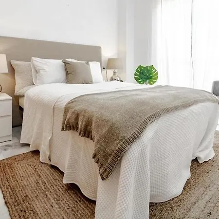Peaceful Townhouse In Costabella Apartment