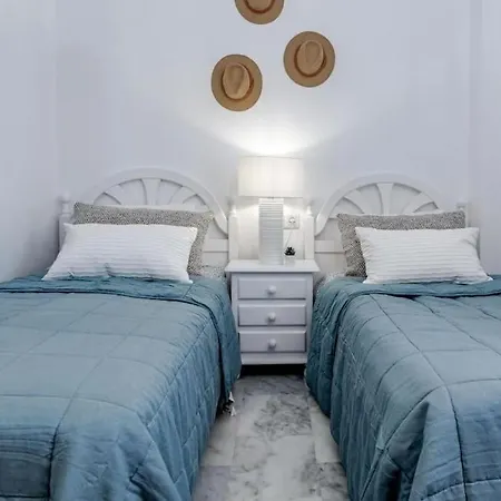 Peaceful Townhouse In Costabella Lägenhet Marbella