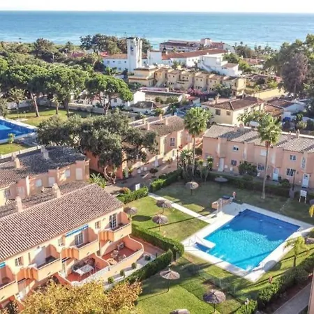Lägenhet Peaceful Townhouse In Costabella *